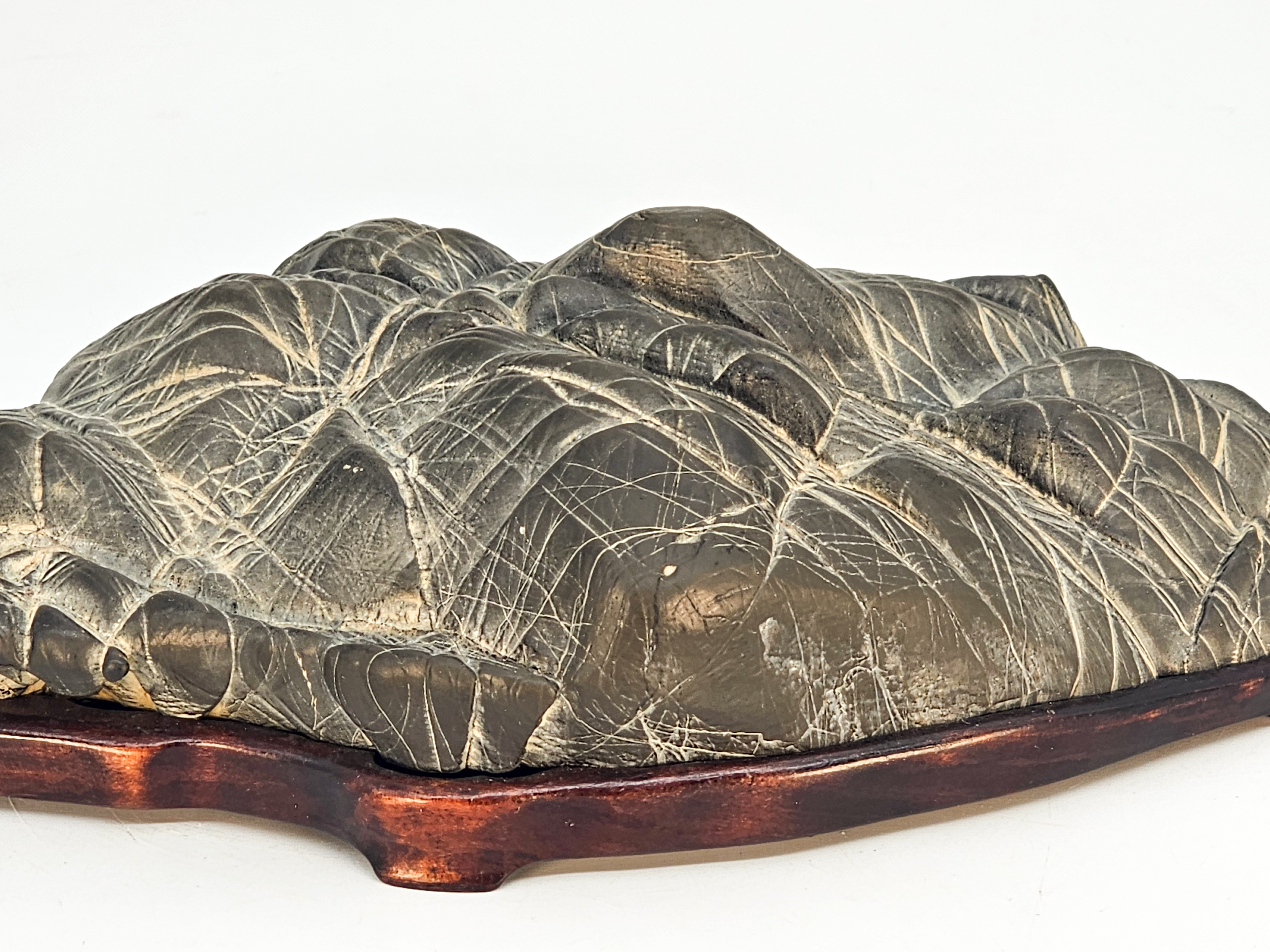 Suiseki aus den Apuanischen Alpen inkl. Daiza 25x12x6cm